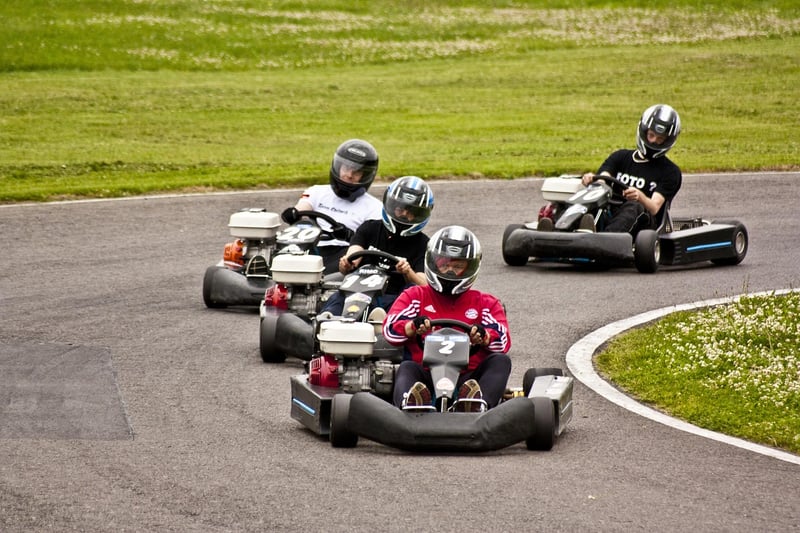 Améliorez vos compétences en pilotage de karting : astuces incontournables pour 2026