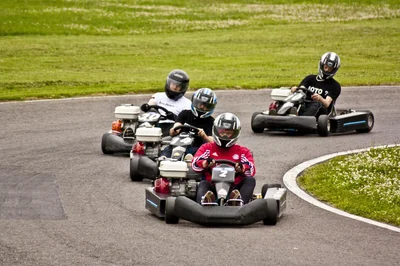 Améliorez vos compétences en pilotage de karting : astuces incontournables pour 2026