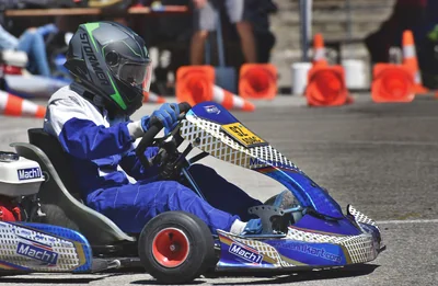 Les règles de sécurité à suivre lors d'une course de karting en 2026 : roulez en toute sérénité